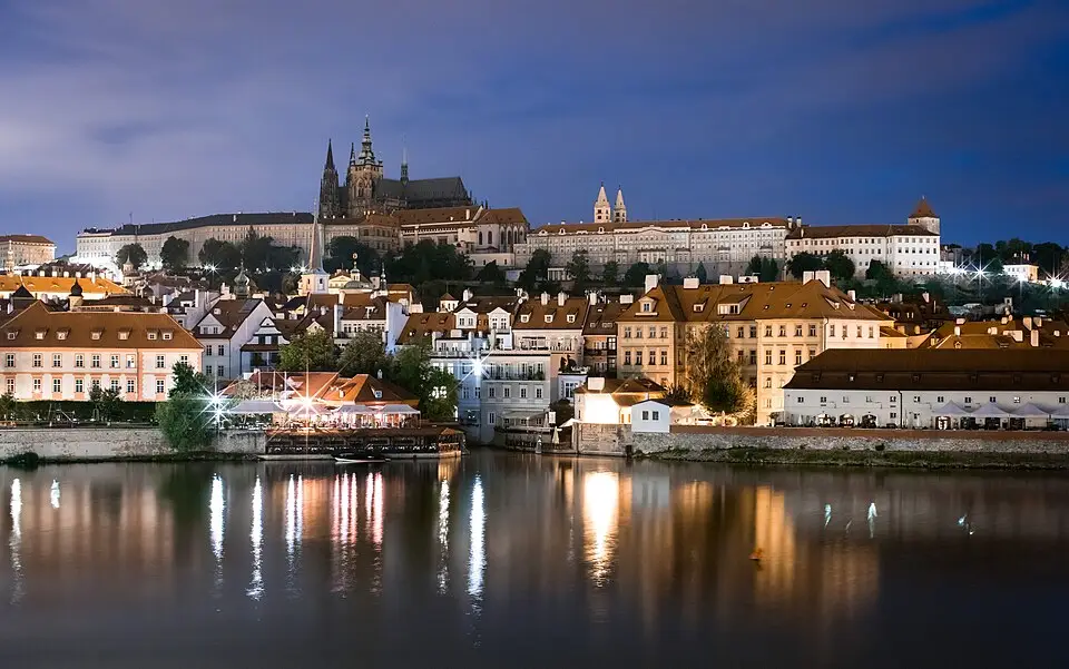 Tsjechië Praag kasteel in de avond