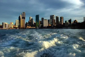 Sydney skyline vanaf het water