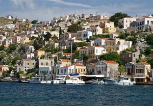 Griekenland kleurrijke huisjes op het eiland Symi